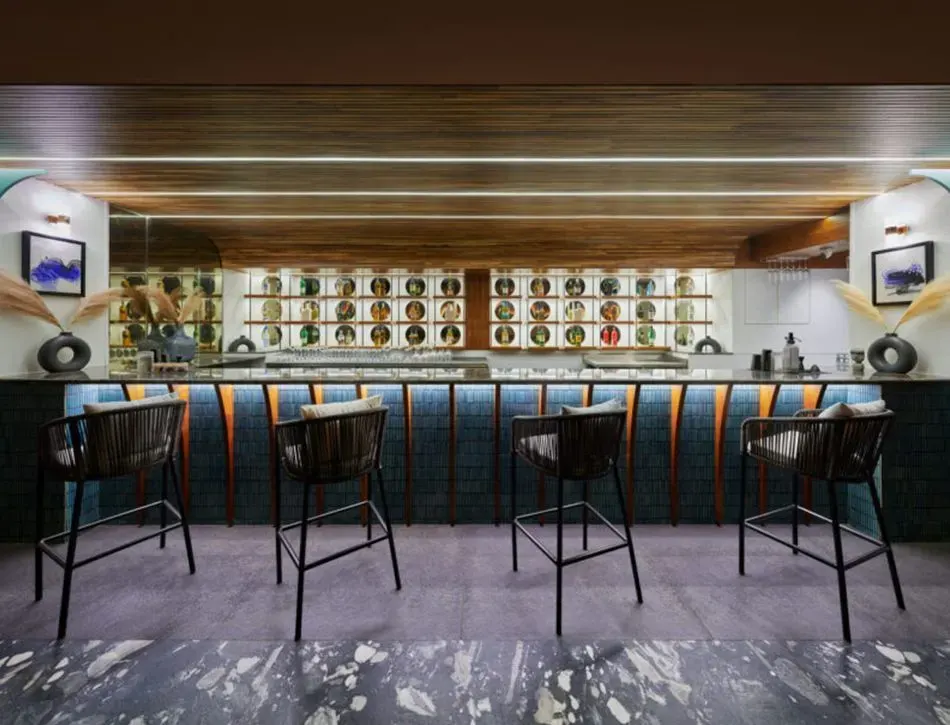 KAMAH Anjuna — bar (photograph)